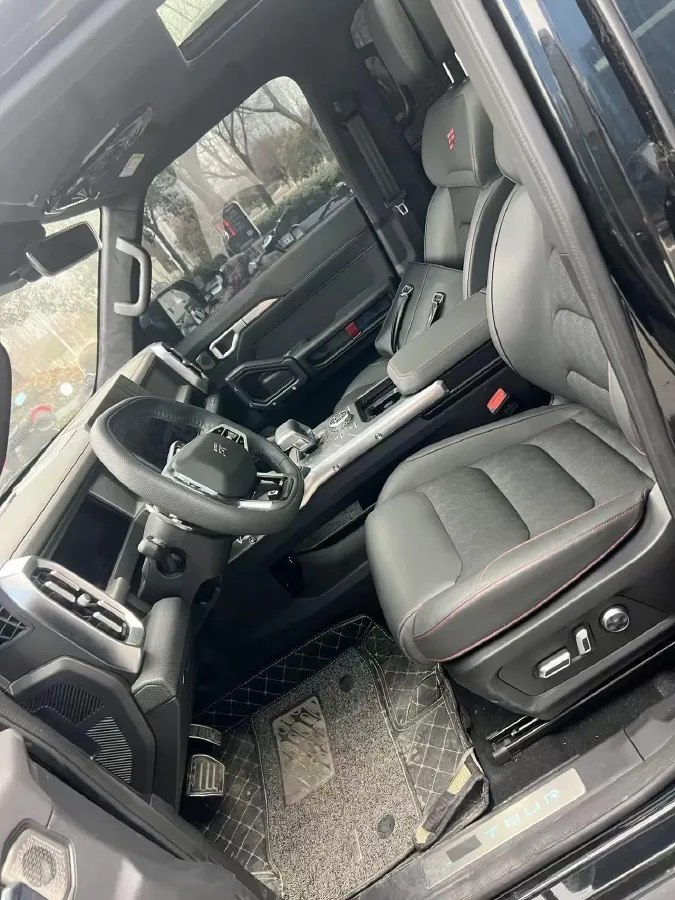 2023 Jetour Traveller 2.0T 254HP L4 7DCT,autocango,china used car exporter,china ev exporter,chinese used car exporter,chinese used ev exporter