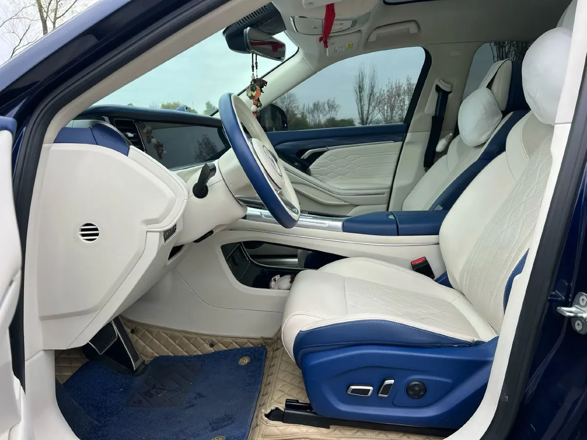 2021 Voyah FREE Range Extended 109HP REEV 33KWH,autocango,china used car exporter,china ev exporter,chinese used car exporter,chinese used ev exporter