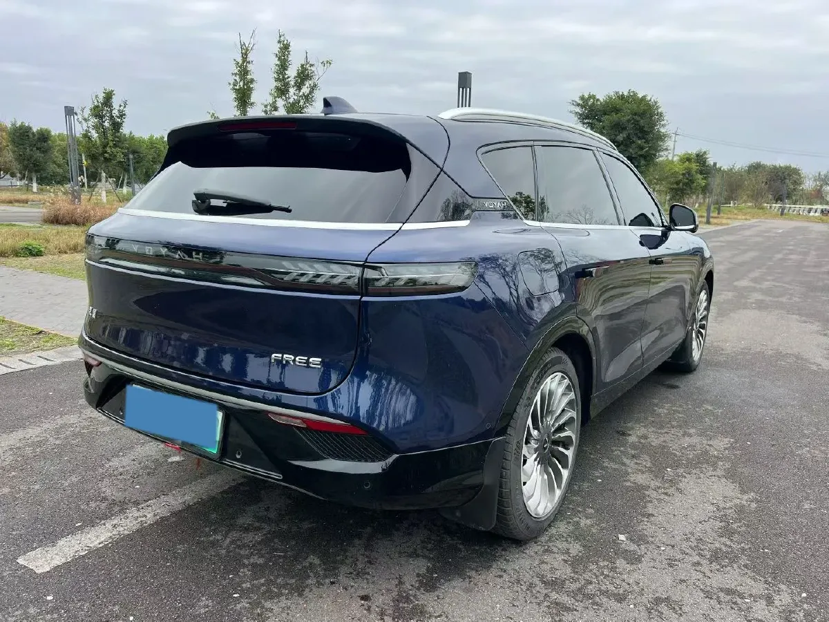2021 Voyah FREE Range Extended 109HP REEV 33KWH,autocango,china used car exporter,china ev exporter,chinese used car exporter,chinese used ev exporter