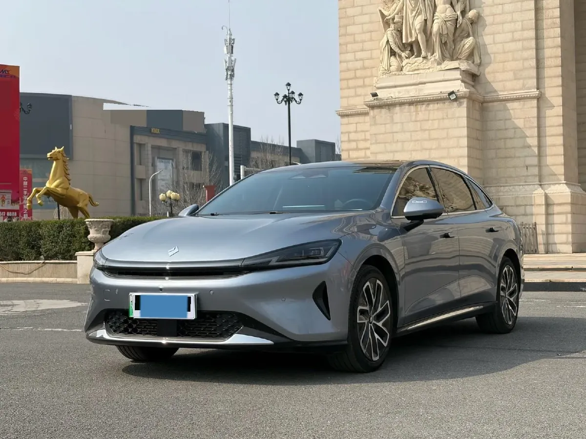 2025 BaoJun XiangJing 1.5T 143HP L4 1DHT PHEV,autocango,china used car exporter,china ev exporter,chinese used car exporter,chinese used ev exporter