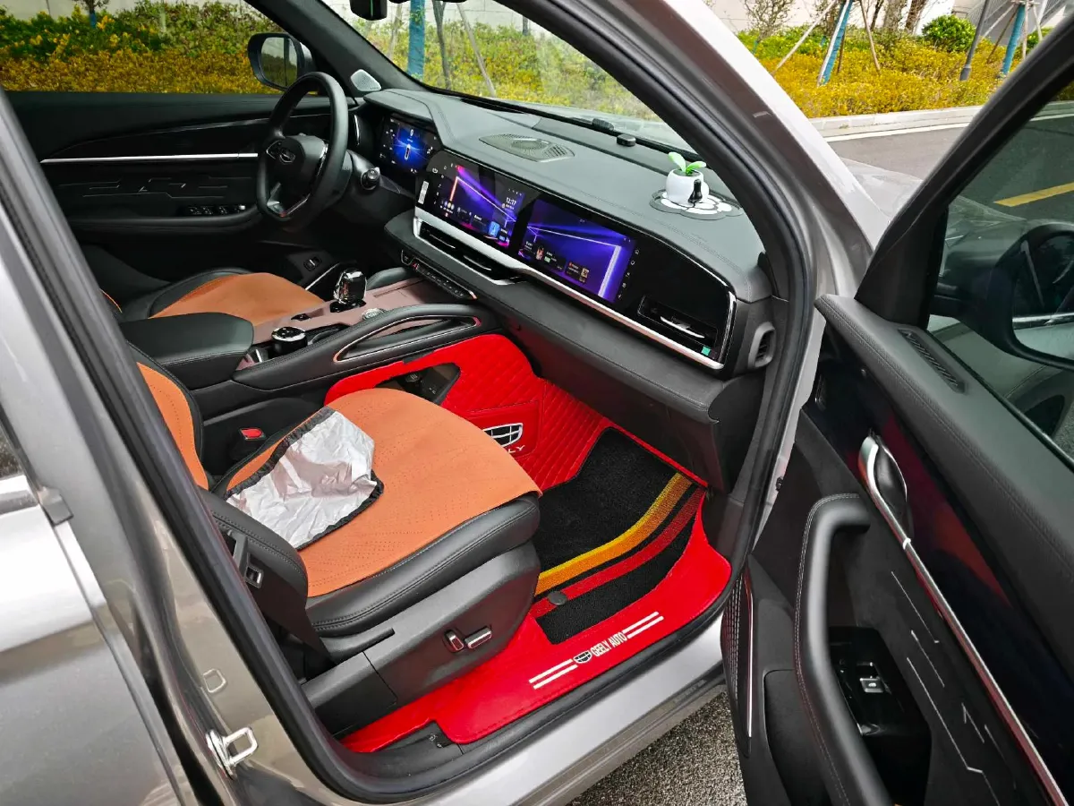 2024 Geely Monjaro 2.0T 238HP L4 8AT,autocango,china used car exporter,china ev exporter,chinese used car exporter,chinese used ev exporter