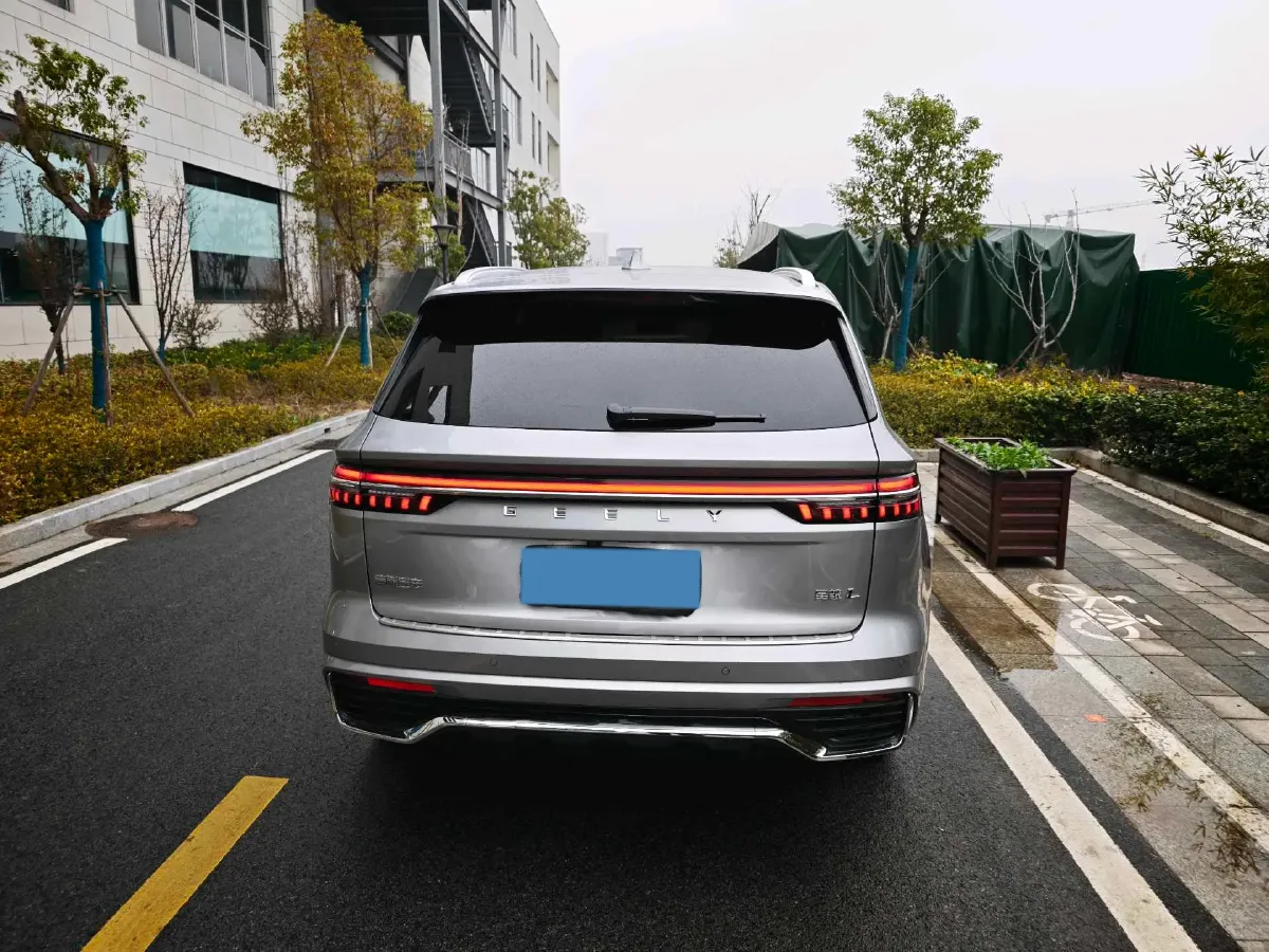 2024 Geely Monjaro 2.0T 238HP L4 8AT,autocango,china used car exporter,china ev exporter,chinese used car exporter,chinese used ev exporter