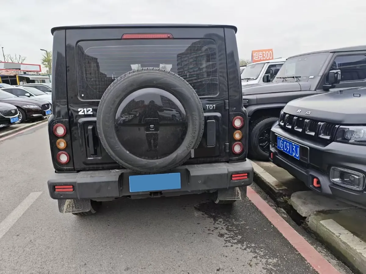 2024 212 212 T01 2.0T 252HP L4 8AT,autocango,china used car exporter,china ev exporter,chinese used car exporter,chinese used ev exporter