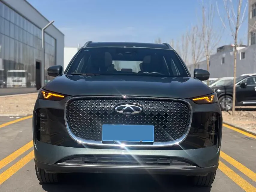 2025 Chery Tiggo 8 Plus 1.6T 197HP L4 7DCT,autocango,china used car exporter,china ev exporter,chinese used car exporter,chinese used ev exporter