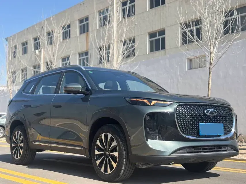 2025 Chery Tiggo 8 Plus 1.6T 197HP L4 7DCT,autocango,china used car exporter,china ev exporter,chinese used car exporter,chinese used ev exporter