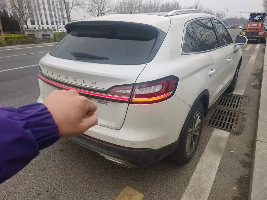 2019 Lincoln Nautilus 2.0T 224HP L4 8AT,autocango,china used car exporter,china ev exporter,chinese used car exporter,chinese used ev exporter