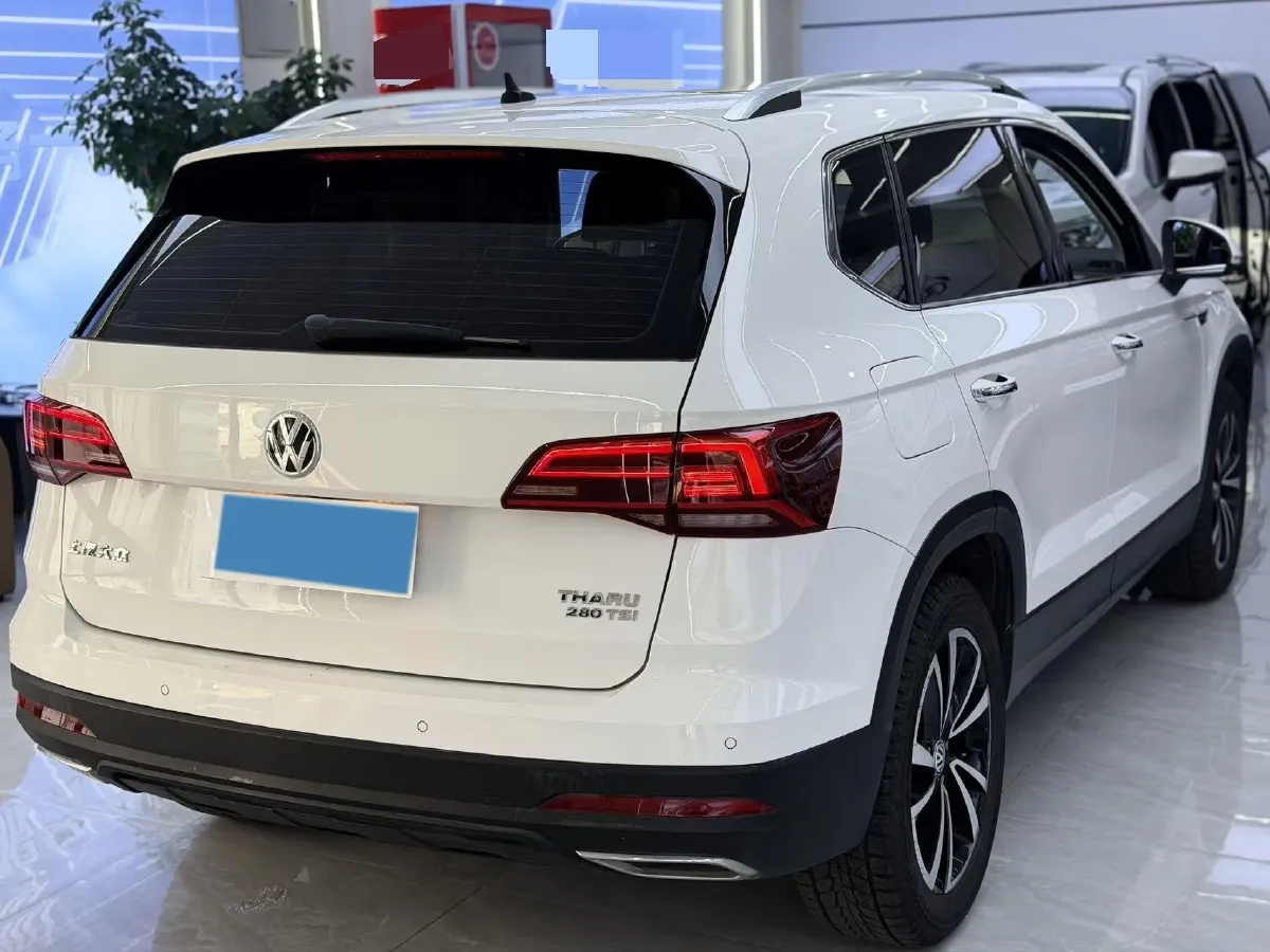 2019 MINI MINI 1.5T 102HP L3 7DCT,autocango,china used car exporter,china ev exporter,chinese used car exporter,chinese used ev exporter