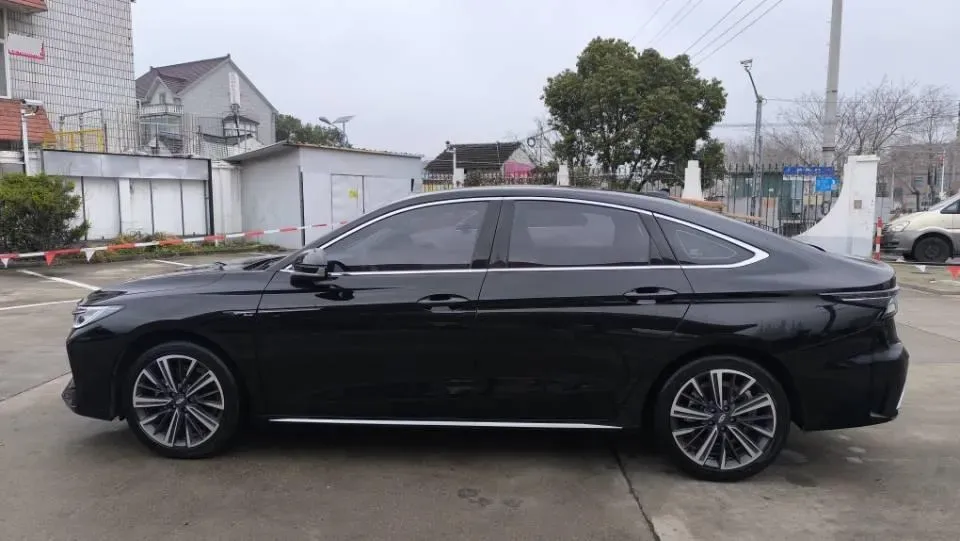 2022 Chery Arrizo 8 1.6T 197HP L4 7DCT,autocango,china used car exporter,china ev exporter,chinese used car exporter,chinese used ev exporter