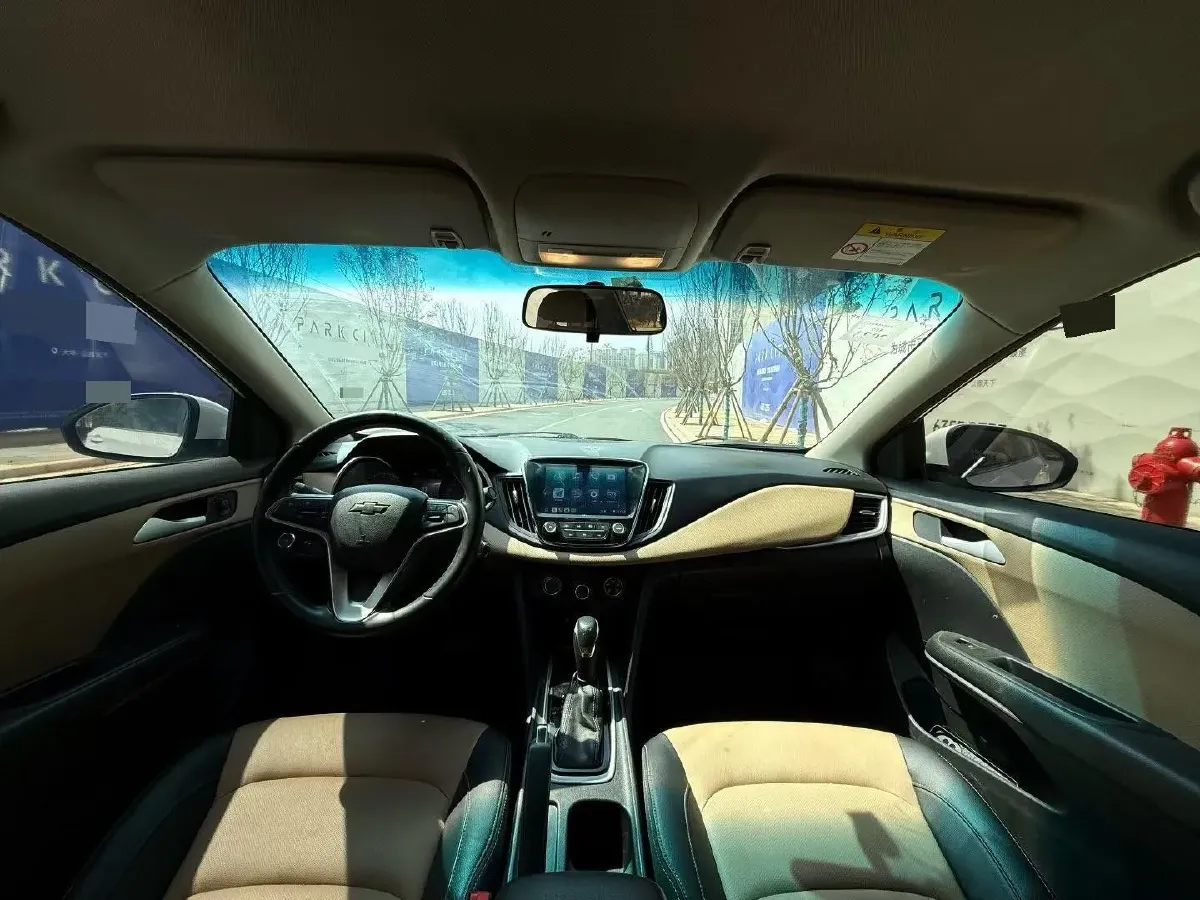 2020 Chevrolet Monza 1.5L 113HP L4 6AT,autocango,china used car exporter,china ev exporter,chinese used car exporter,chinese used ev exporter