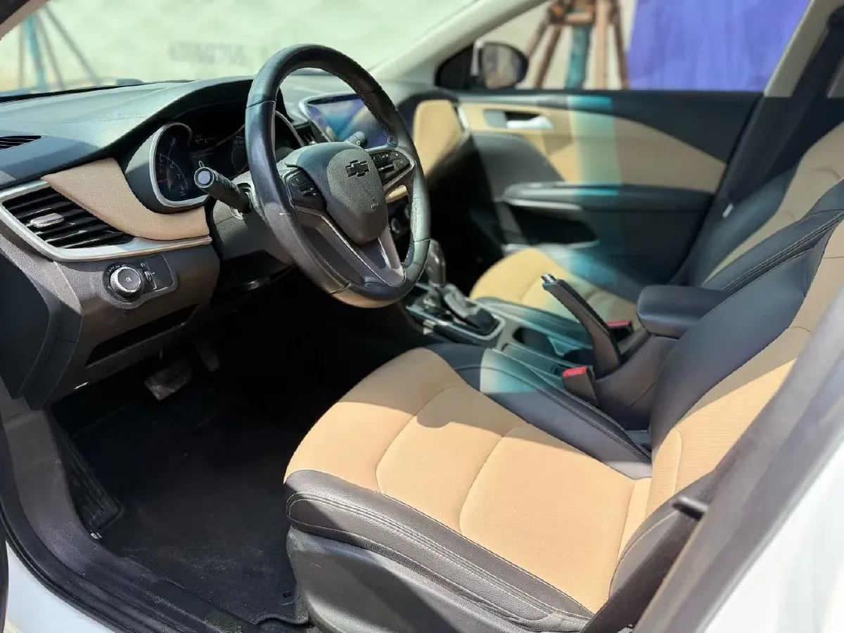 2020 Chevrolet Monza 1.5L 113HP L4 6AT,autocango,china used car exporter,china ev exporter,chinese used car exporter,chinese used ev exporter