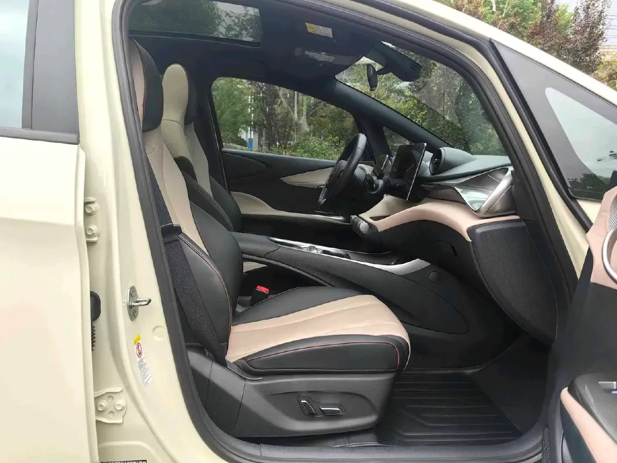 2023 BYD Dolphin BEV 44.928KWH,autocango,china used car exporter,china ev exporter,chinese used car exporter,chinese used ev exporter