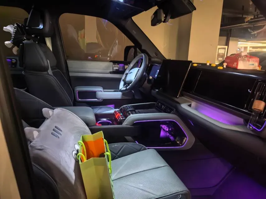 2023 Toyota Crown Kluger 2.5L 189HP L4 E-CVT Hybrid,autocango,china used car exporter,china ev exporter,chinese used car exporter,chinese used ev exporter