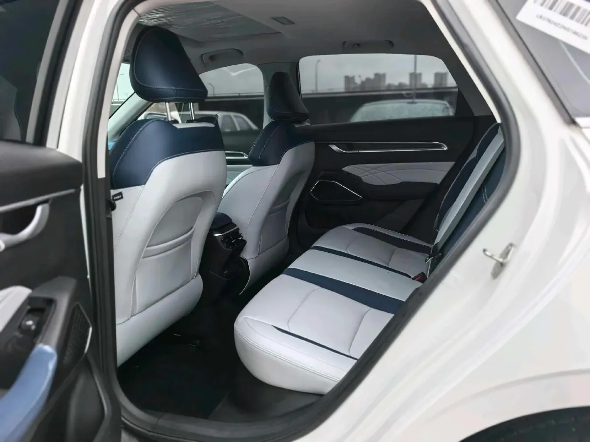 2022 Geely Emgrand 1.5L 114HP L4 CVT,autocango,china used car exporter,china ev exporter,chinese used car exporter,chinese used ev exporter