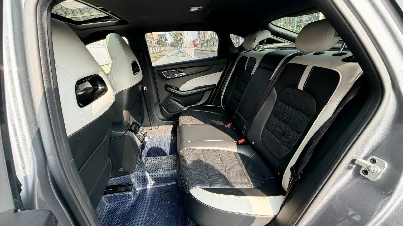 2020 MG MG6 1.5T 181HP L4 7DCT,autocango,china used car exporter,china ev exporter,chinese used car exporter,chinese used ev exporter