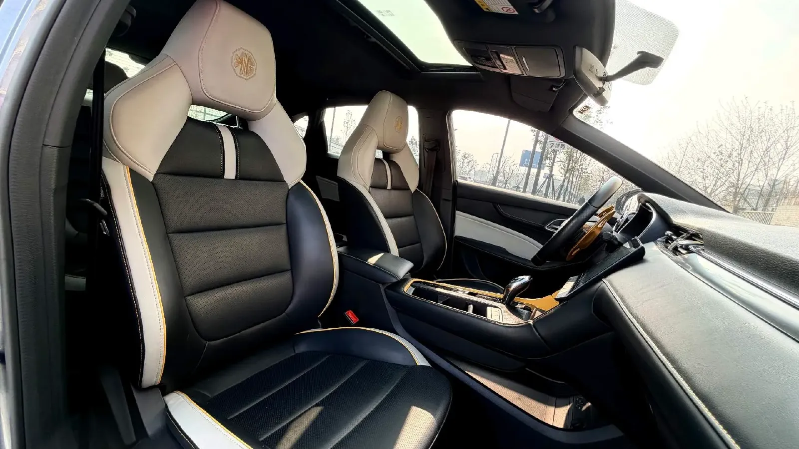 2020 MG MG6 1.5T 181HP L4 7DCT,autocango,china used car exporter,china ev exporter,chinese used car exporter,chinese used ev exporter