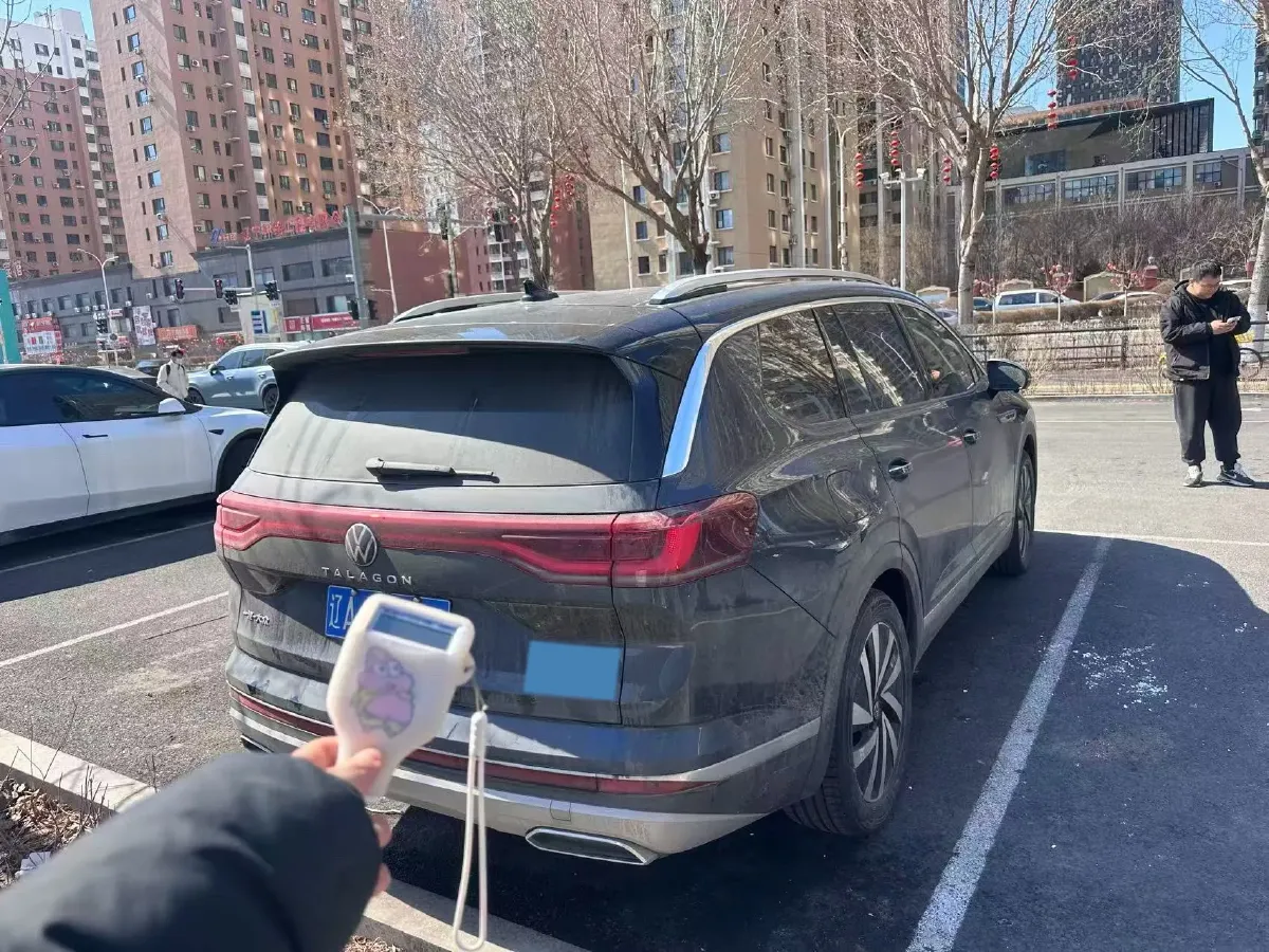 2022 Volkswagen Talagon 2.0T 220HP L4 7DCT,autocango,china used car exporter,china ev exporter,chinese used car exporter,chinese used ev exporter