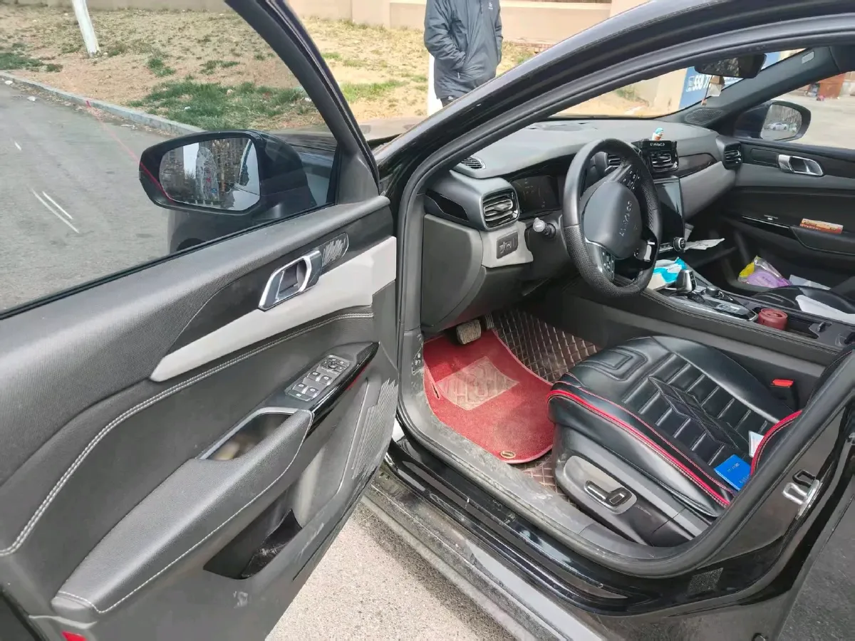 2021 LYNK&CO 03 1.5T 180HP L3 7DCT,autocango,china used car exporter,china ev exporter,chinese used car exporter,chinese used ev exporter