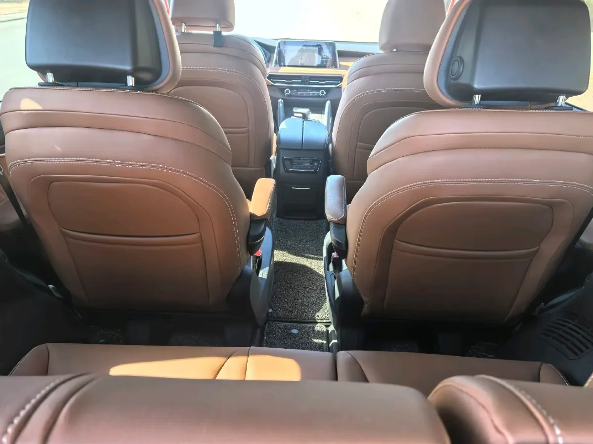 2020 MAXUS D90 Pro 2.0T 218HP L4 8AT,autocango,china used car exporter,china ev exporter,chinese used car exporter,chinese used ev exporter