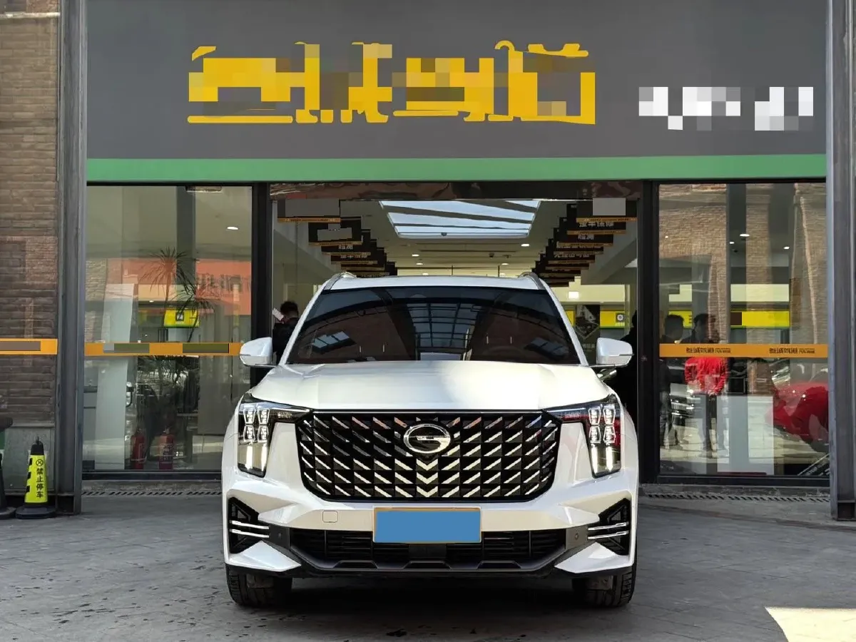 2024 GAC Trumpchi GS8 2.0T 252HP L4 8AT,autocango,china used car exporter,china ev exporter,chinese used car exporter,chinese used ev exporter