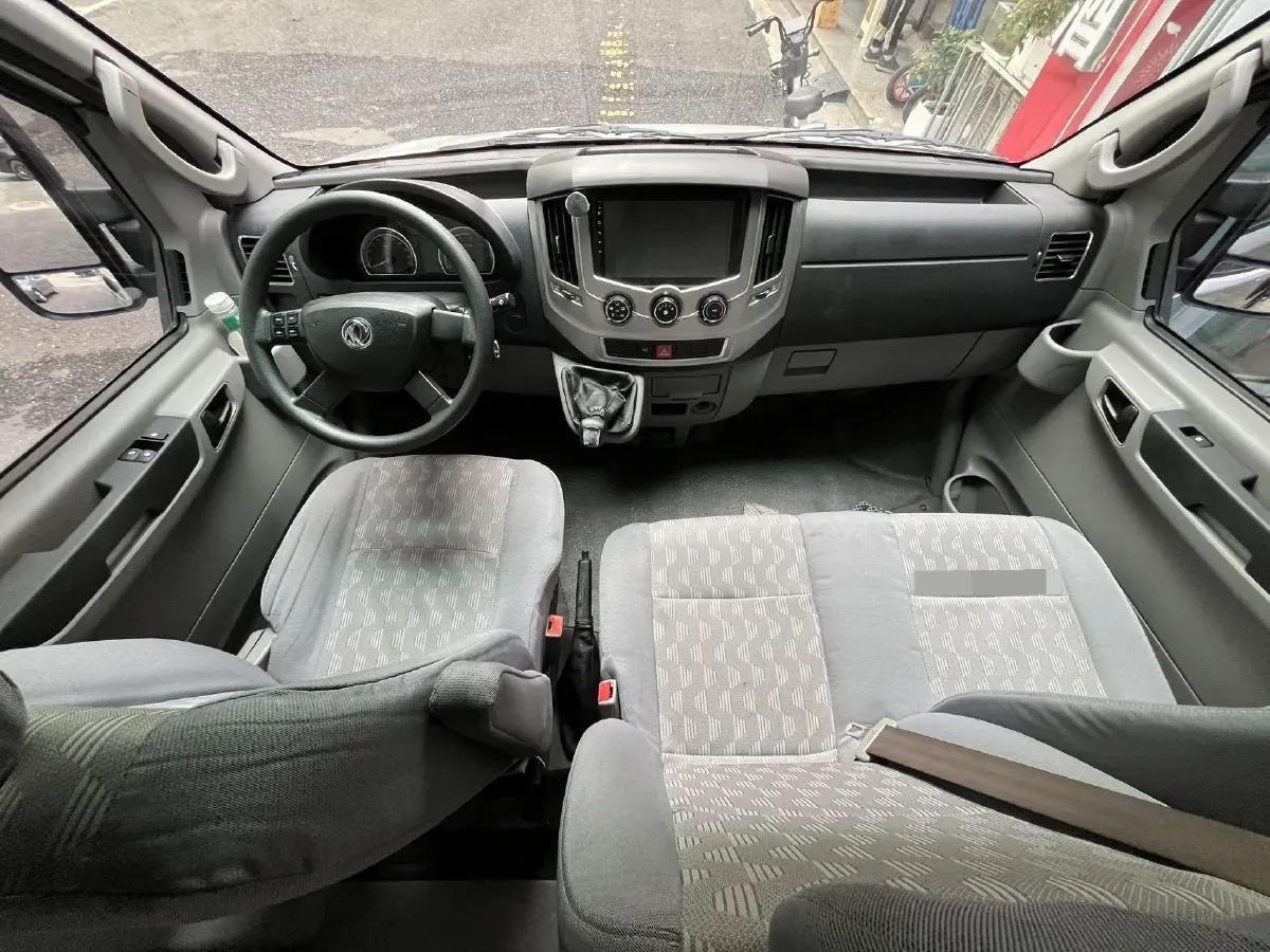 2019 JMC YuHu 5 2.0T 142HP L4 6MT,autocango,china used car exporter,china ev exporter,chinese used car exporter,chinese used ev exporter