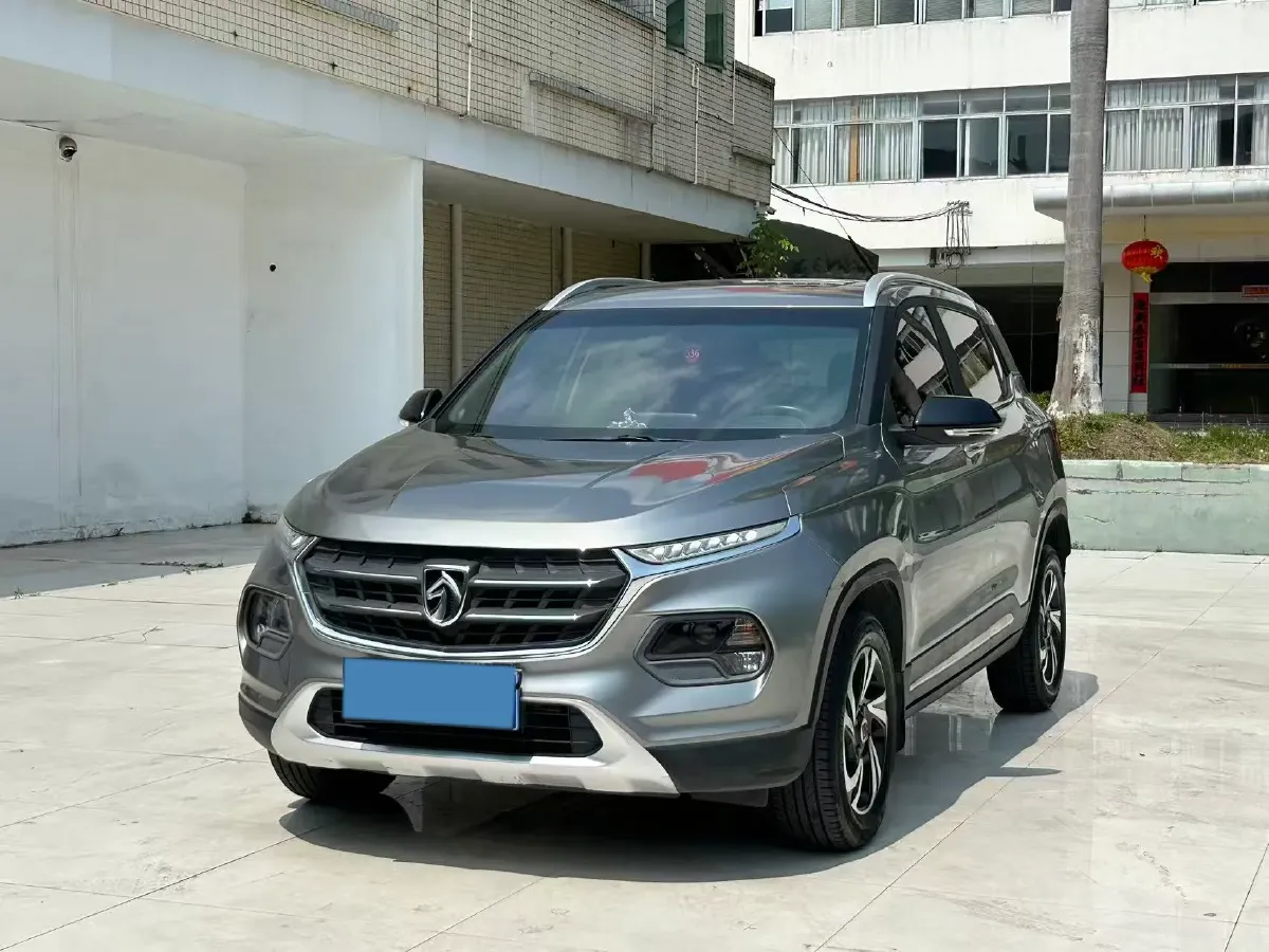 2017 HaiMa S5 Young Edition 1.6L 122HP L4 5MT,autocango,china used car exporter,china ev exporter,chinese used car exporter,chinese used ev exporter