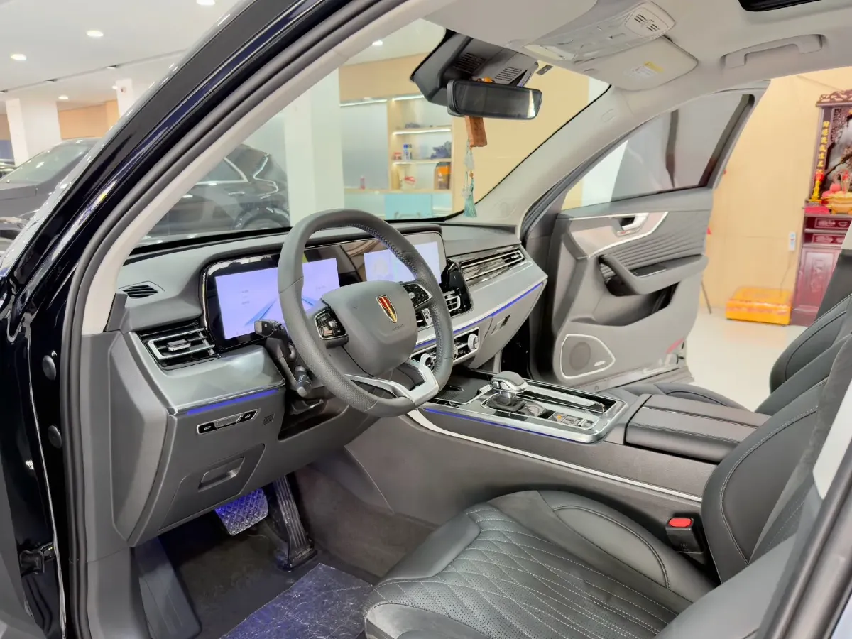 2023 HongQi HS5 2.0T 252HP L4 8AT,autocango,china used car exporter,china ev exporter,chinese used car exporter,chinese used ev exporter