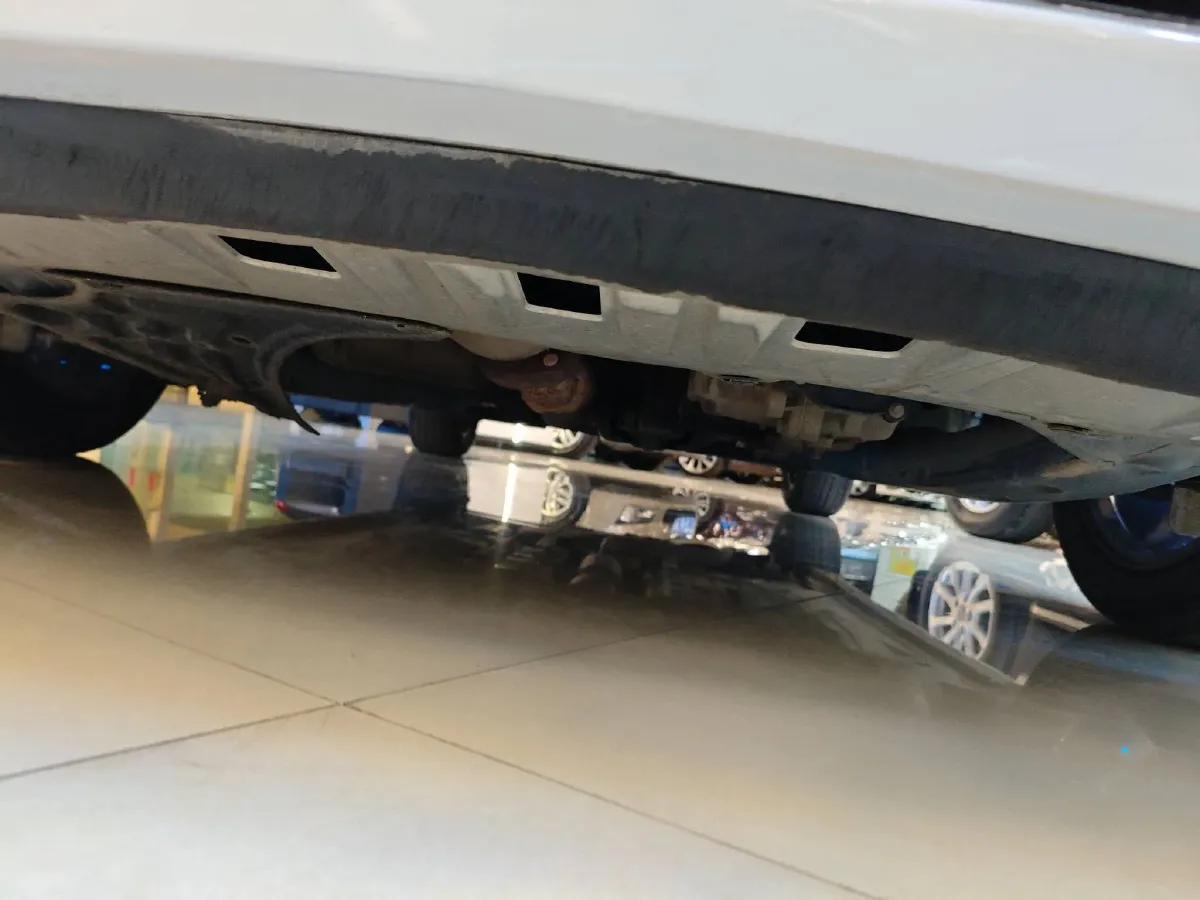 2022 Chevrolet Monza 1.5L 113HP L4 6AT,autocango,china used car exporter,china ev exporter,chinese used car exporter,chinese used ev exporter