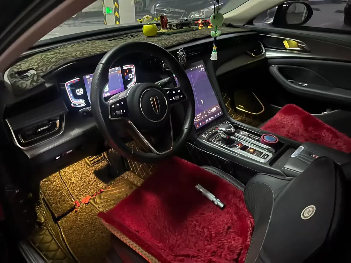 2023 HongQi H5 2.0T 224HP L4 8AT,autocango,china used car exporter,china ev exporter,chinese used car exporter,chinese used ev exporter