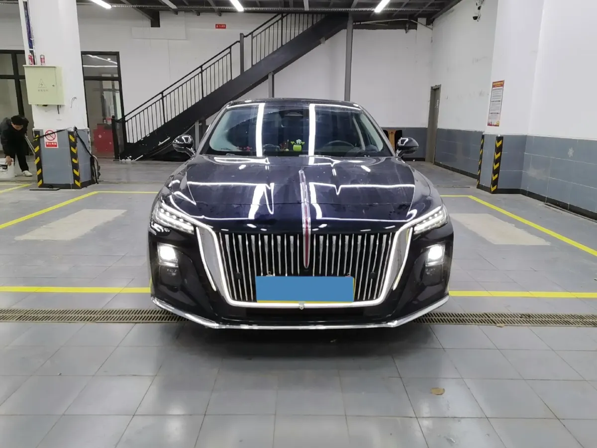 2023 HongQi H5 2.0T 224HP L4 8AT,autocango,china used car exporter,china ev exporter,chinese used car exporter,chinese used ev exporter