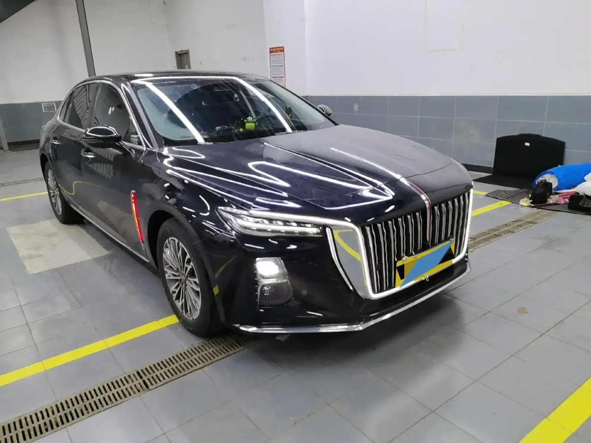 2023 HongQi H5 2.0T 224HP L4 8AT,autocango,china used car exporter,china ev exporter,chinese used car exporter,chinese used ev exporter