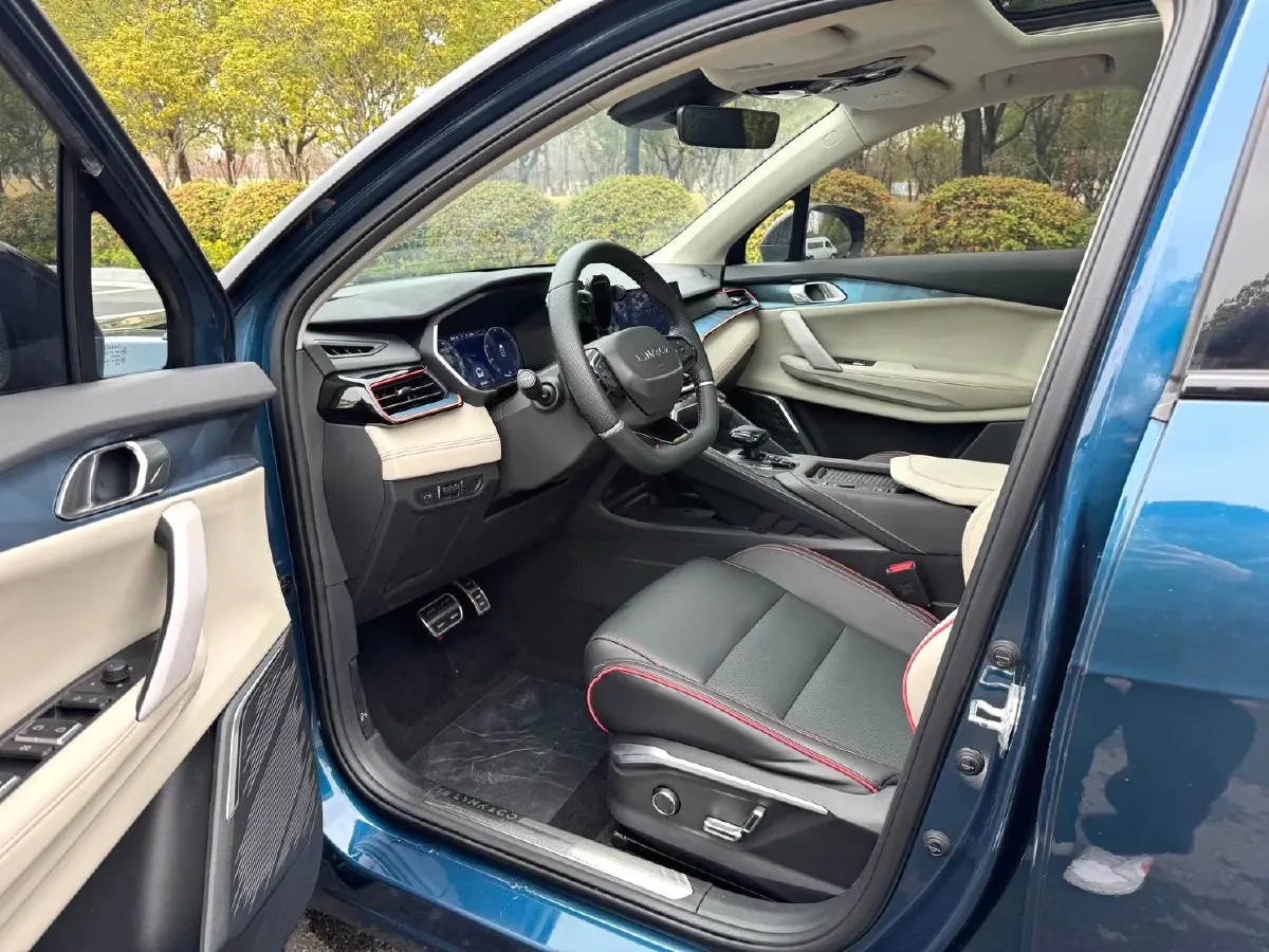 2020 LYNK&CO 06 1.5T 177HP L3 7DCT,autocango,china used car exporter,china ev exporter,chinese used car exporter,chinese used ev exporter