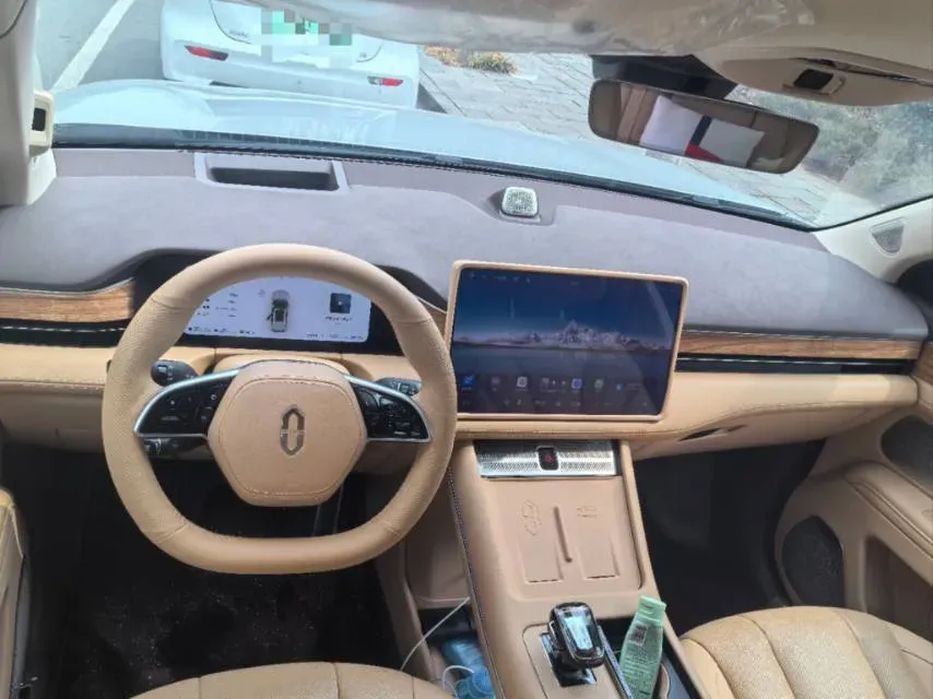 2024 AITO AITO M7 1.5T 152HP L4 REEV 40KWH,autocango,china used car exporter,china ev exporter,chinese used car exporter,chinese used ev exporter