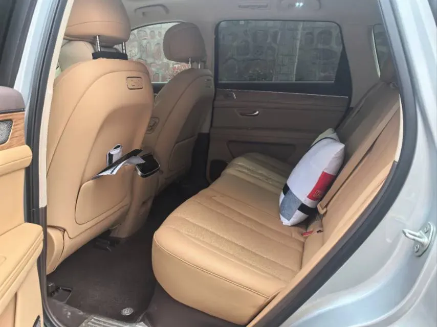 2024 AITO AITO M7 1.5T 152HP L4 REEV 40KWH,autocango,china used car exporter,china ev exporter,chinese used car exporter,chinese used ev exporter