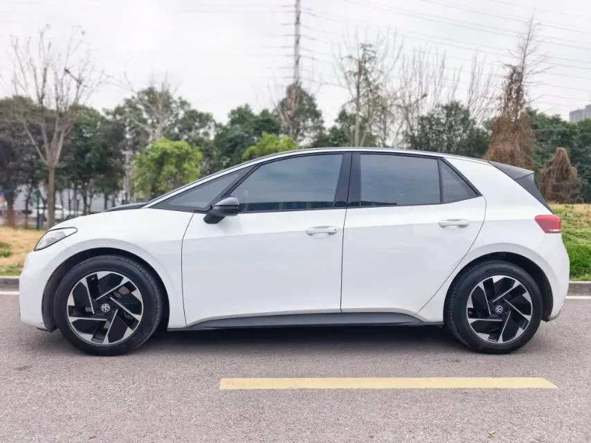 2025 Volkswagen ID.3 BEV 52.8KWH,autocango,china used car exporter,china ev exporter,chinese used car exporter,chinese used ev exporter