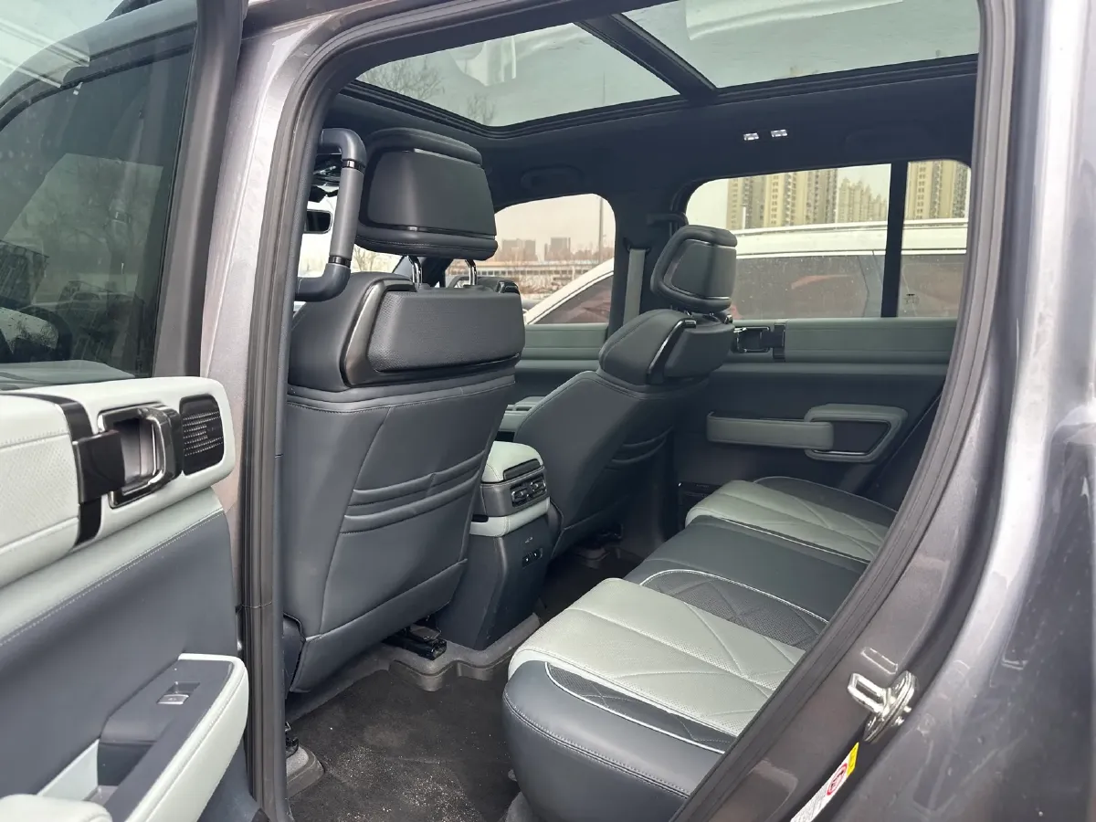 2024 Jaguar XEL 2.0T 250HP L4 8AT,autocango,china used car exporter,china ev exporter,chinese used car exporter,chinese used ev exporter