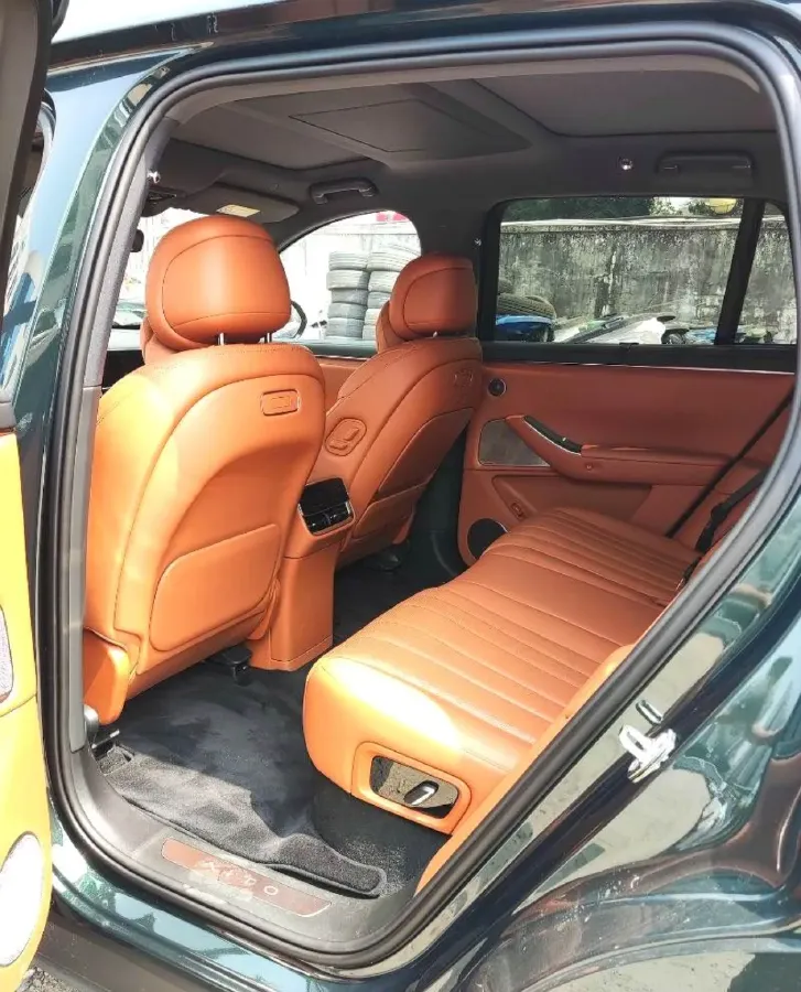 2026 AITO AITO M7 REEV 160HP REEV,autocango,china used car exporter,china ev exporter,chinese used car exporter,chinese used ev exporter