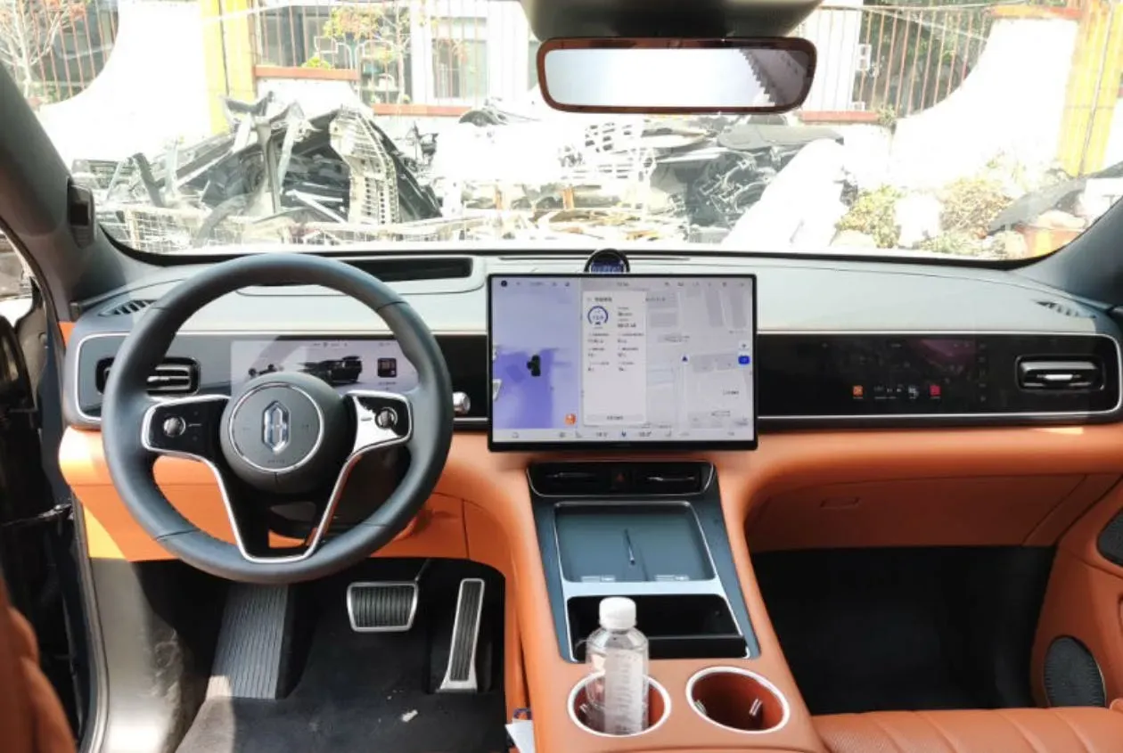 2026 AITO AITO M7 REEV 160HP REEV,autocango,china used car exporter,china ev exporter,chinese used car exporter,chinese used ev exporter