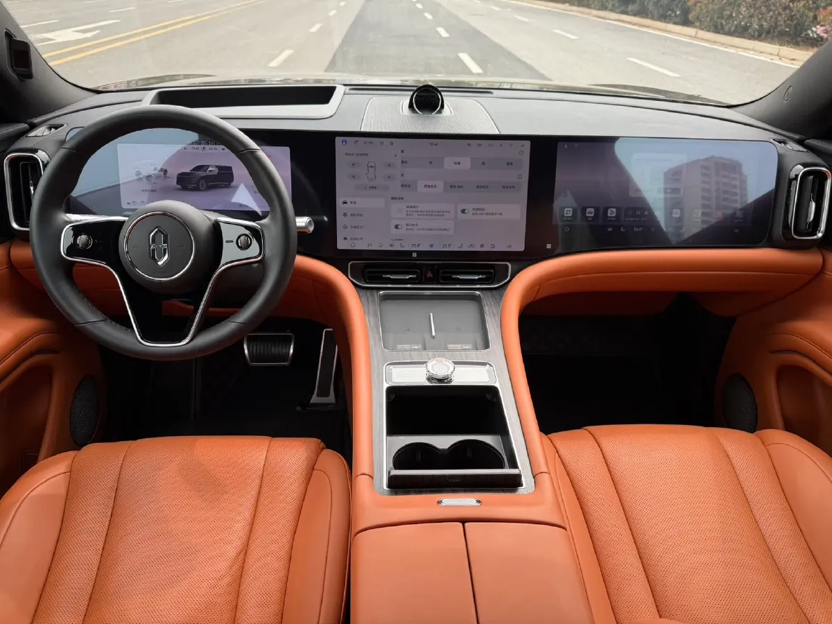 2024 AITO AITO M9 1.5T 152HP L4 REEV 42KWH,autocango,china used car exporter,china ev exporter,chinese used car exporter,chinese used ev exporter