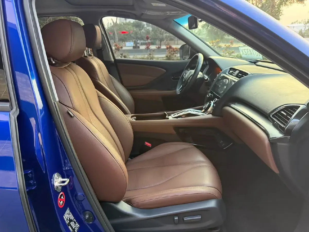 2016 Acura CDX 1.5T 182HP L4 8DCT,autocango,china used car exporter,china ev exporter,chinese used car exporter,chinese used ev exporter