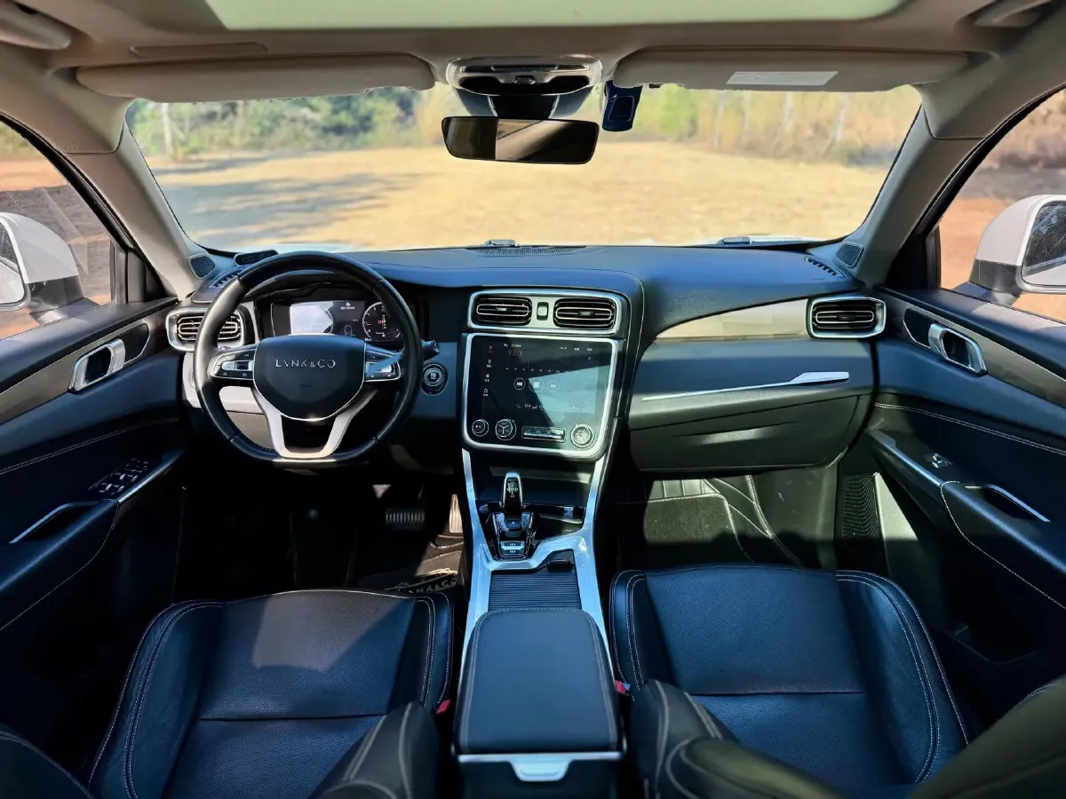 2018 Foton Tunland 2.0T 218HP L4 6AT,autocango,china used car exporter,china ev exporter,chinese used car exporter,chinese used ev exporter