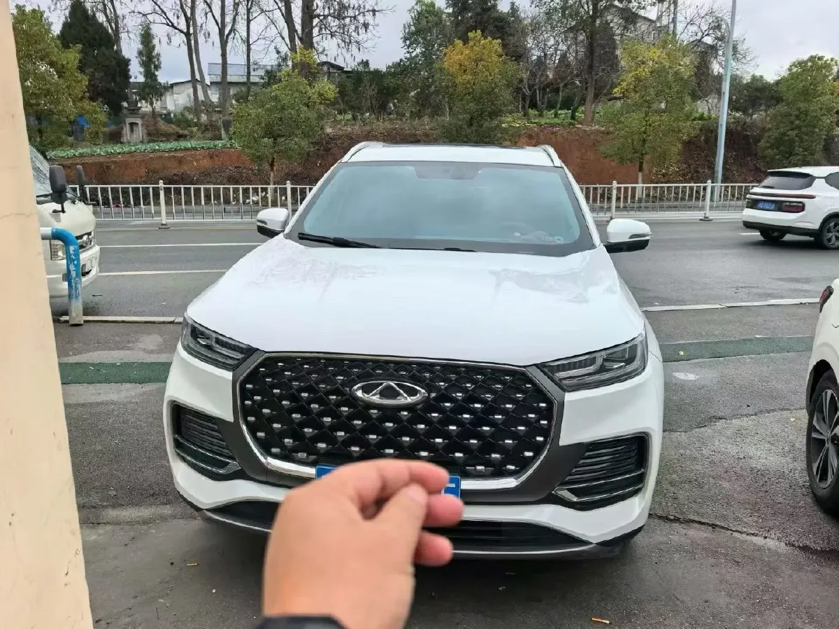 2022 Chery Tiggo 8 Plus 1.6T 197HP L4 7DCT,autocango,china used car exporter,china ev exporter,chinese used car exporter,chinese used ev exporter