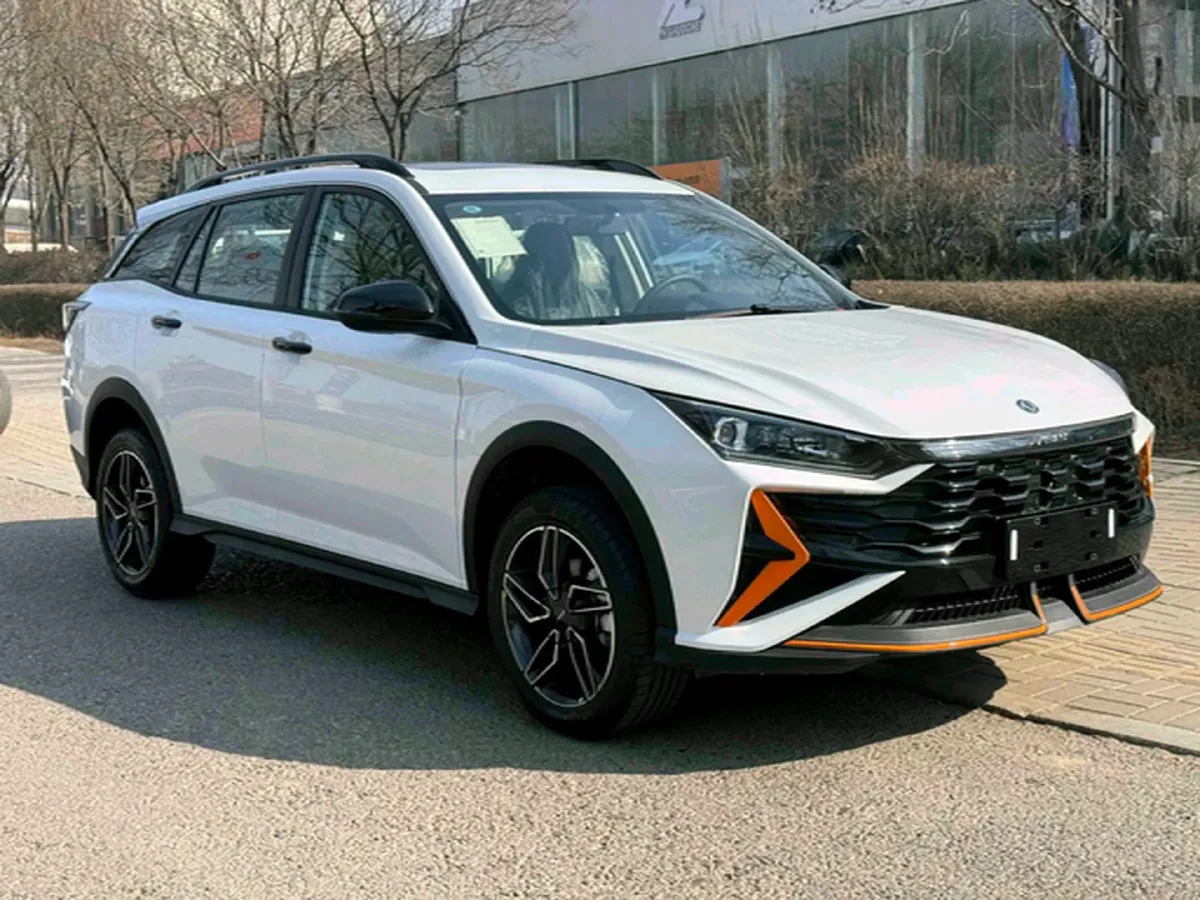 2024 DongFeng Aeolus YiXuan GS 1.5L 125HP L4 6DCT,autocango,china used car exporter,china ev exporter,chinese used car exporter,chinese used ev exporter