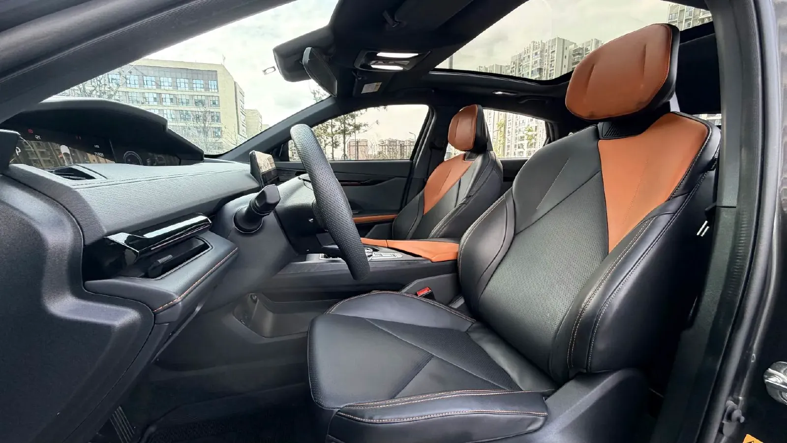 2023 ChangAn UNI-V iDD 1.5T 170HP L4 6TCT PHEV 18.4KWH,autocango,china used car exporter,china ev exporter,chinese used car exporter,chinese used ev exporter