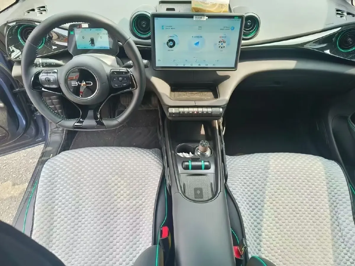 2024 BYD Dolphin BEV 44.928KWH,autocango,china used car exporter,china ev exporter,chinese used car exporter,chinese used ev exporter