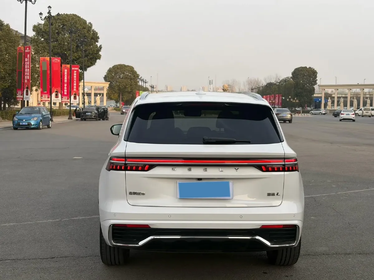 2024 Geely Monjaro 2.0T 238HP L4 8AT,autocango,china used car exporter,china ev exporter,chinese used car exporter,chinese used ev exporter