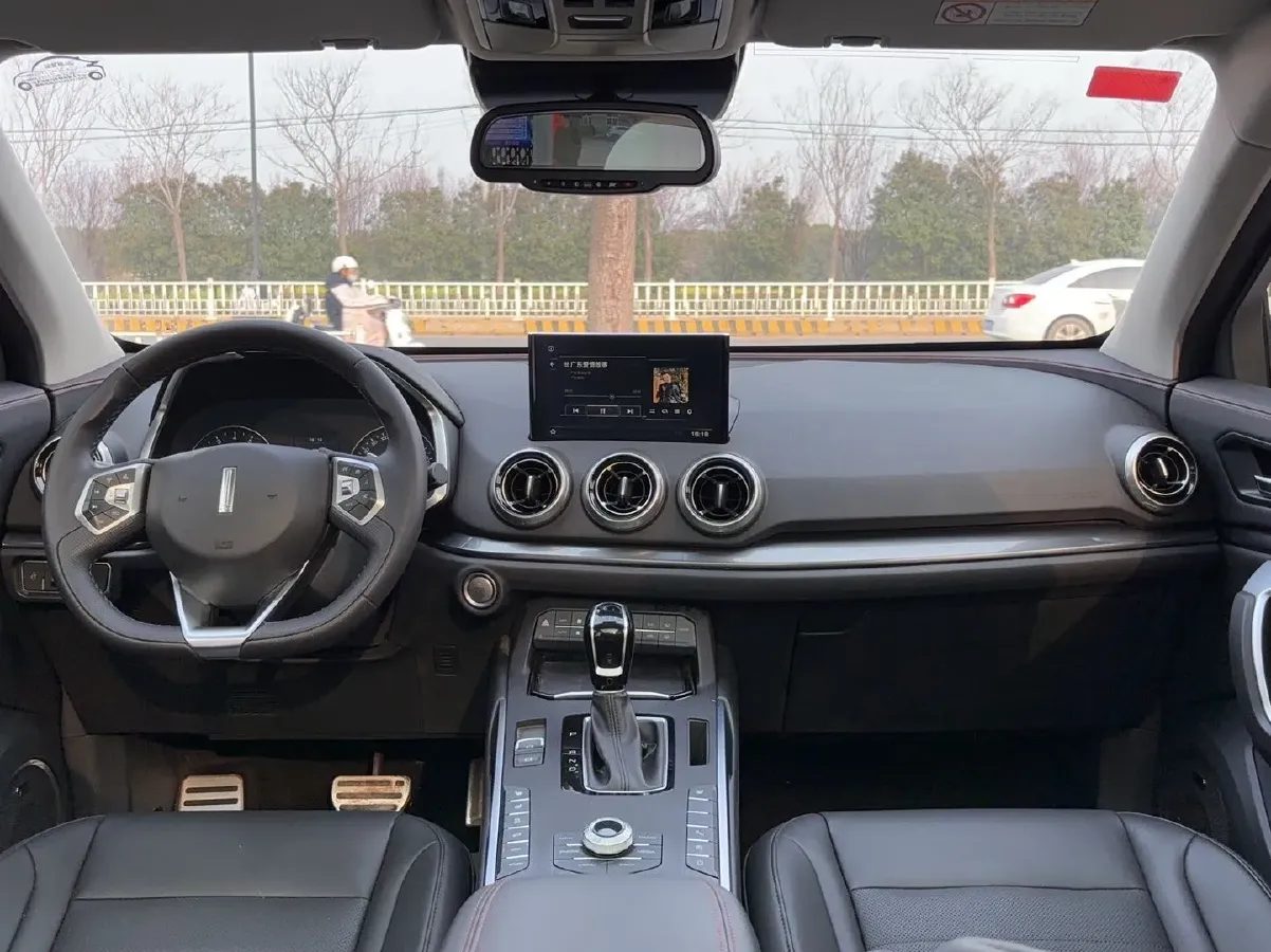 2017 WEY VV5 2.0T 197HP L4 7DCT,autocango,china used car exporter,china ev exporter,chinese used car exporter,chinese used ev exporter