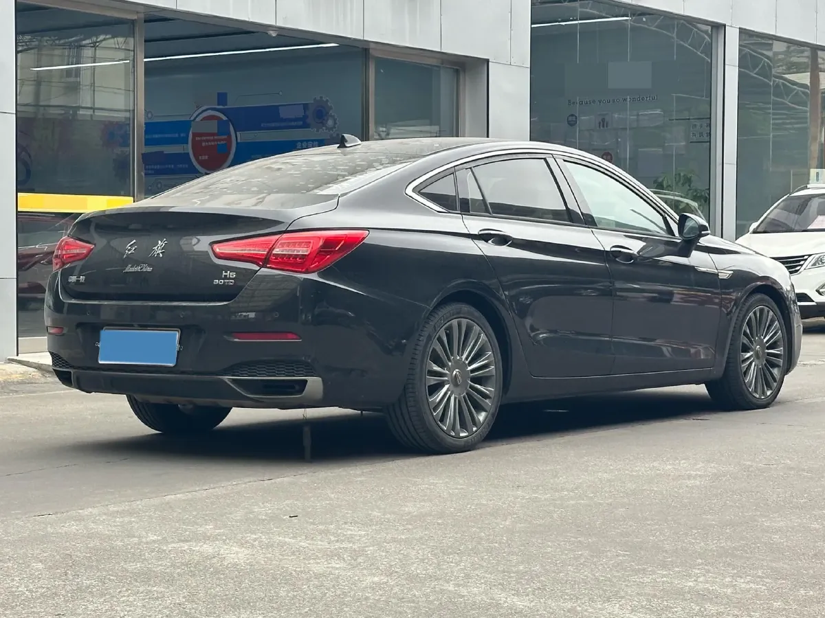 2019 HongQi H5 1.8T 180HP L4 6AT,autocango,china used car exporter,china ev exporter,chinese used car exporter,chinese used ev exporter