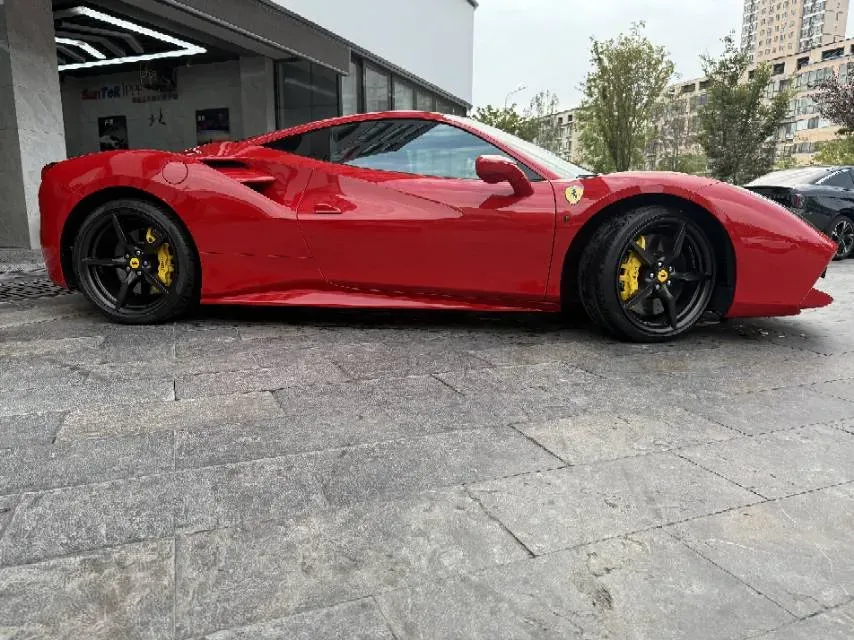 2015 Ferrari 488 3.9T 670HP V8 7DCT,autocango,china used car exporter,china ev exporter,chinese used car exporter,chinese used ev exporter