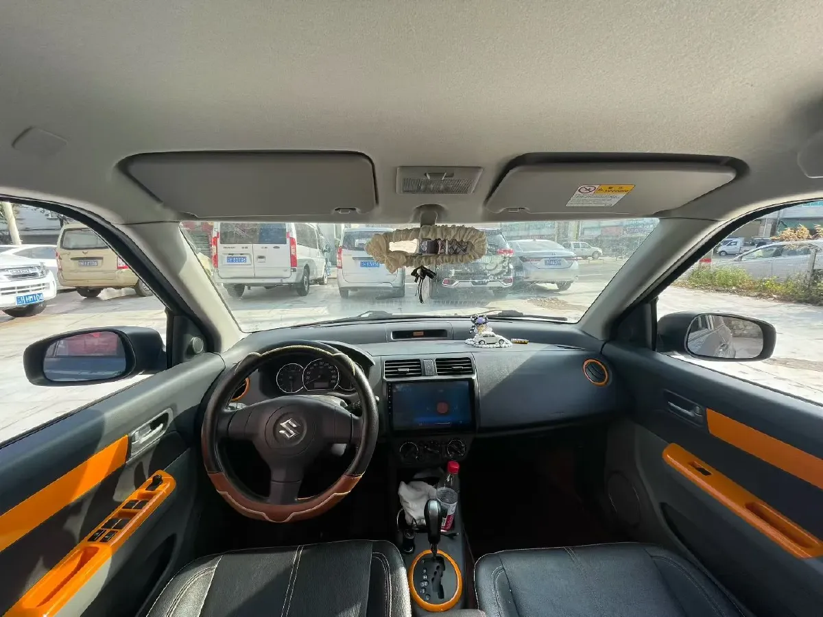 2015 Suzuki Swift 1.5L 103HP L4 4AT,autocango,china used car exporter,china ev exporter,chinese used car exporter,chinese used ev exporter