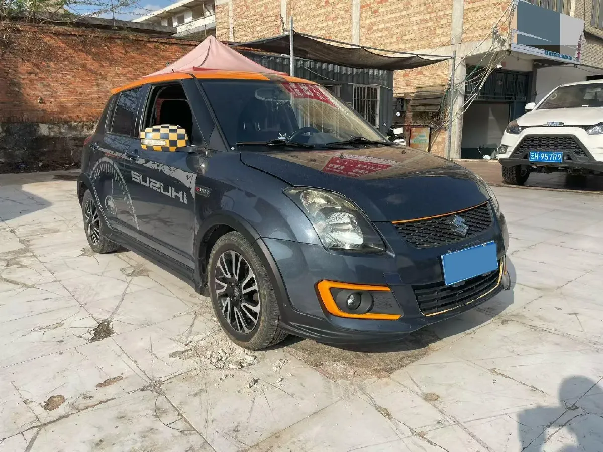 2015 Suzuki Swift 1.5L 103HP L4 4AT,autocango,china used car exporter,china ev exporter,chinese used car exporter,chinese used ev exporter